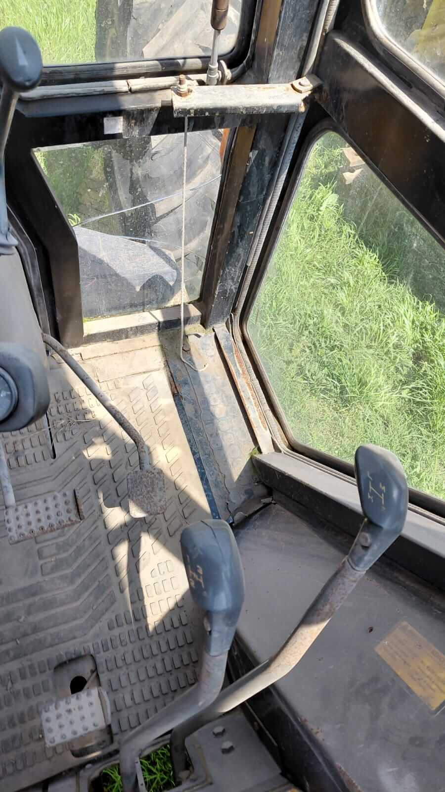 Tractor Pauny 230 C, Exdonvictoriano - Image 3