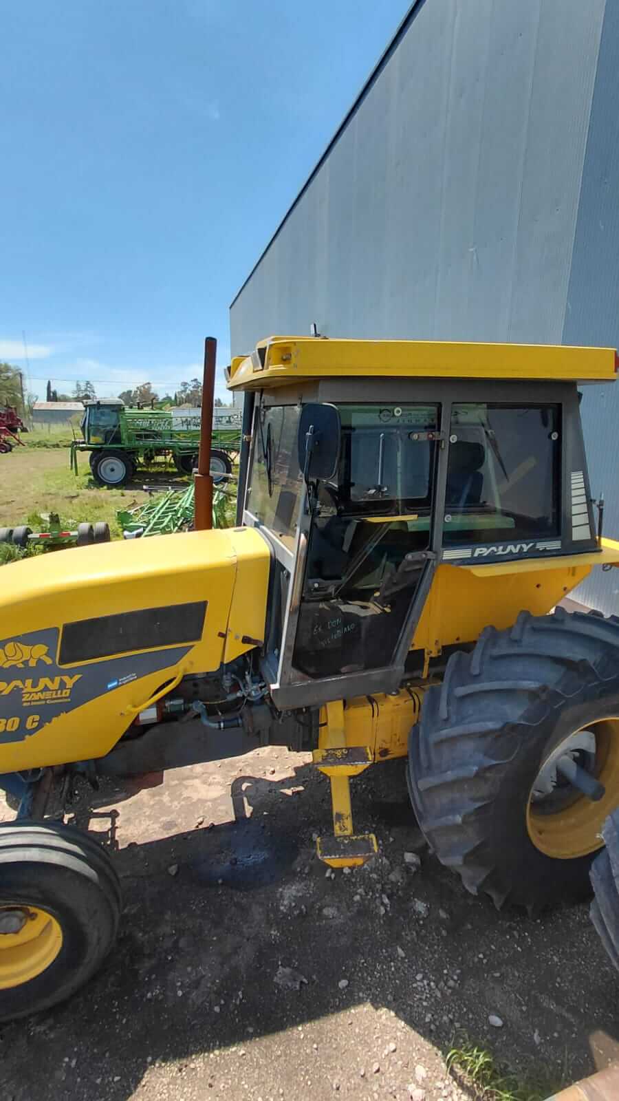 Tractor Pauny 230 C, Exdonvictoriano - Image 9