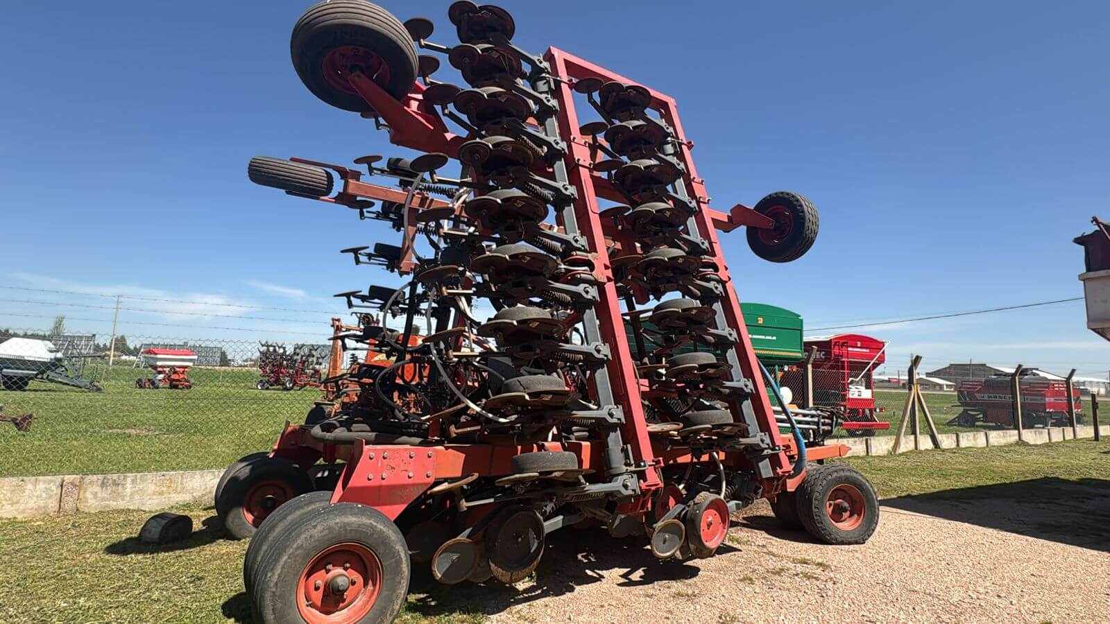 Tren de siembra tanzi 50 a 23_ ex garcia