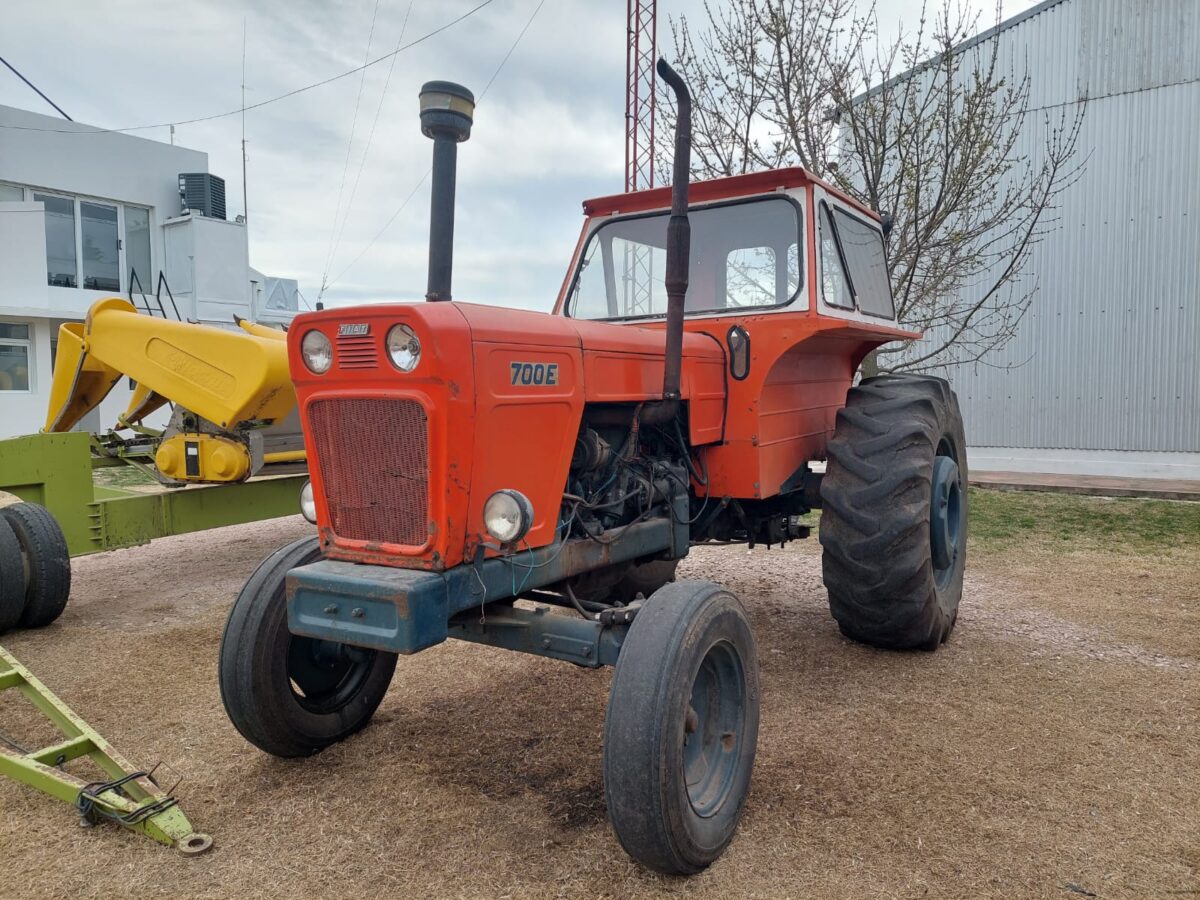 Tractor Fiat 700 E, Exvicente