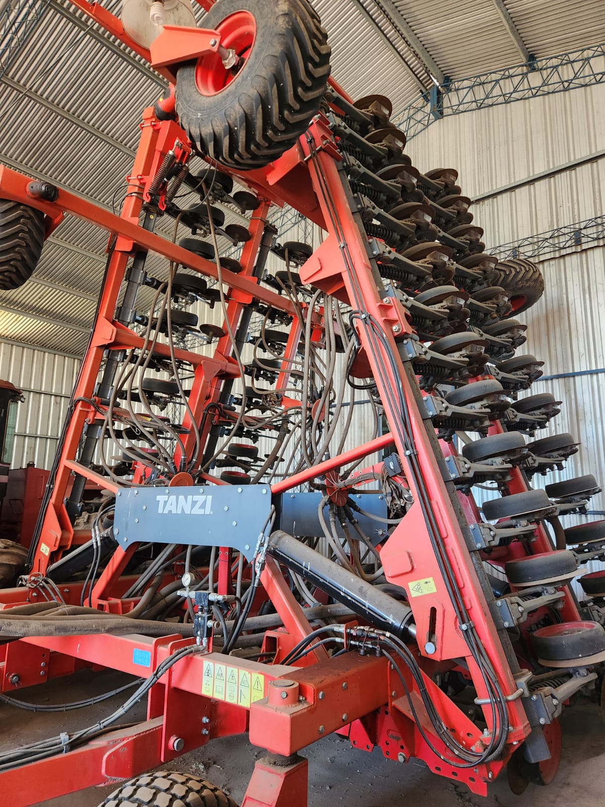 sembradora tanzi 72 a  19