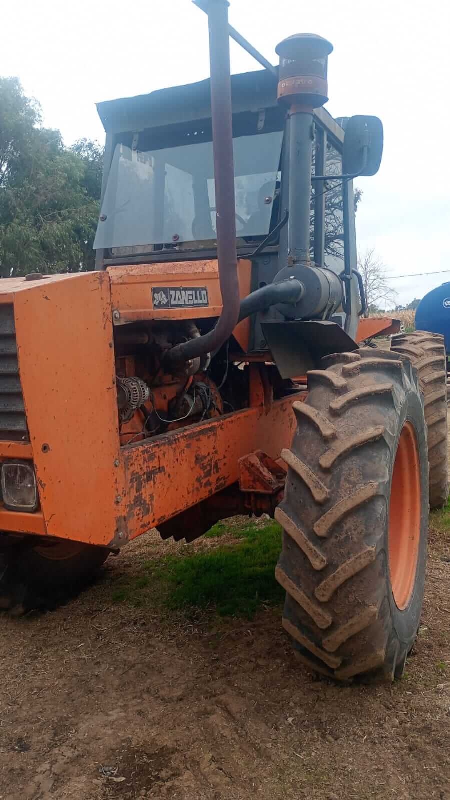 Zanello 4200 con motor Deutz 160HP. - Image 10