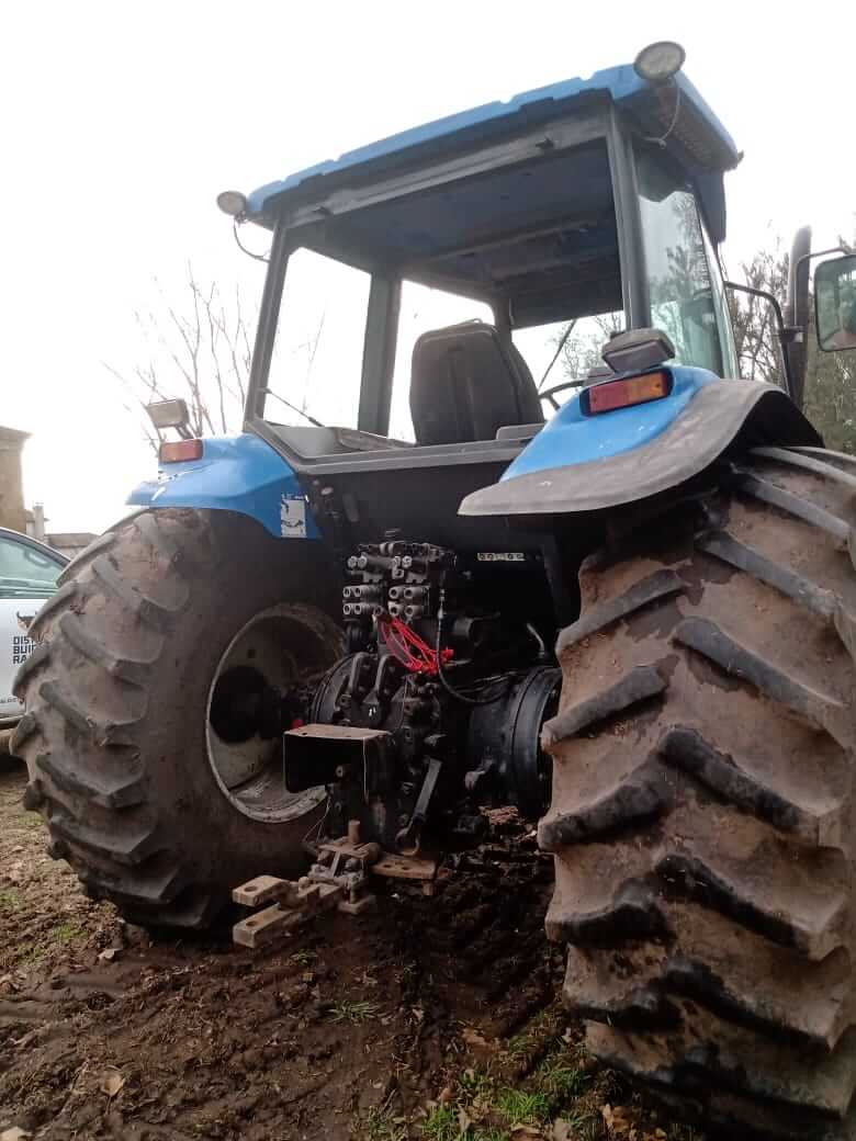 Tractor New Holland Modelo TM 165 - 13.000 Horas, año 2006 NHEXELTREBOLAJSSRL - Image 6