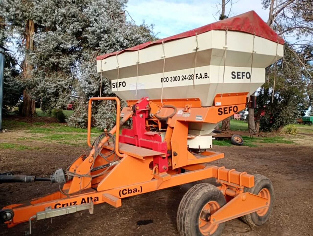 Fertilizadora SEFO mod Eco 3000, Con balanza. - Image 3