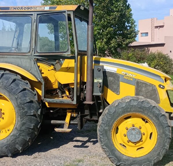 Pauny 180a Doble Tracción - Disponible, Tres Arroyos