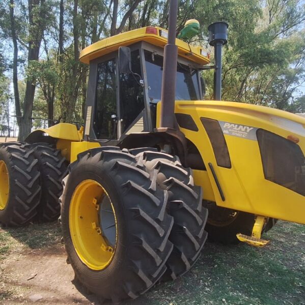 Tractor Pauny 540 – Duales 18.4x34 – Piloto JD - Doble Bomba