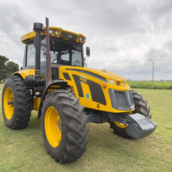 Tractor Pauny EVO 250 2020 – 5.300 Hs – Excelente Estado