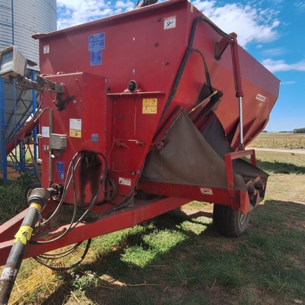 Mixer Mainero 2920 10m3 con Balanza y Cubiertas