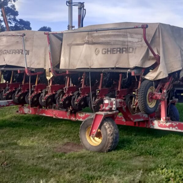 Sembradora Gherardi G300 de 10 a 52 neumática con Matermacc