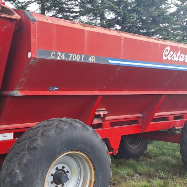 Tolva Cestari 24.700 L con Balanza – Buen Estado General