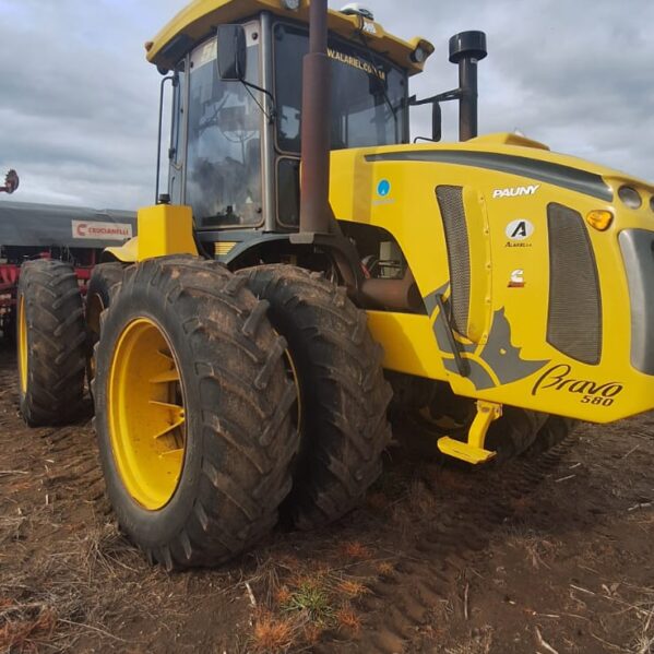 Tractor Pauny 580 Bravo con 6.800 Hs - Dual 18.4x38 - Vigia