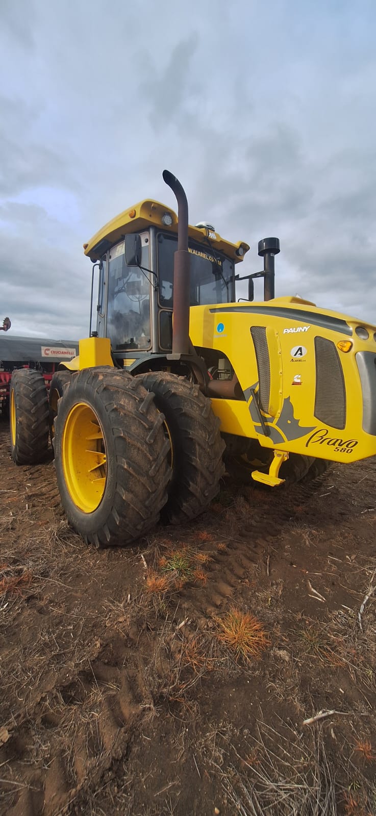 Tractor Pauny 580 Bravo con 6.800 Hs - Dual 18.4x38 - Vigia