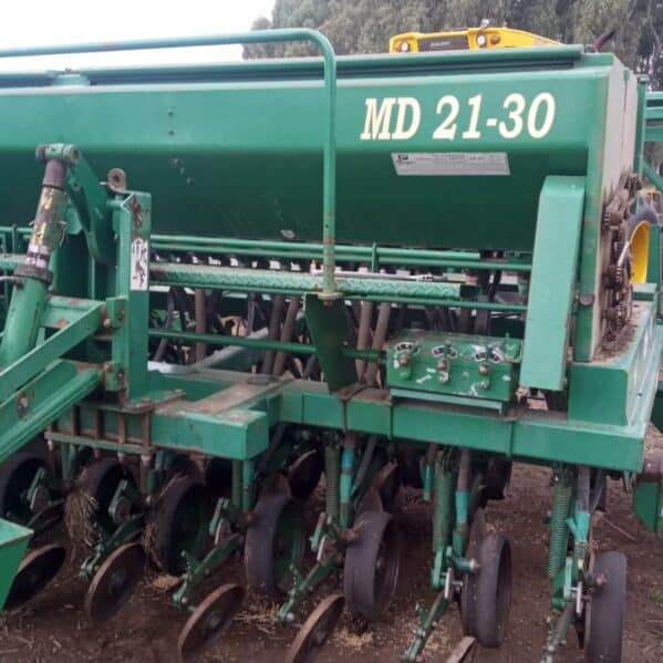 Sembradora Pierobon MD 21-30 2006 Monodisco - 30 líneas a 21 cm con alfalfero